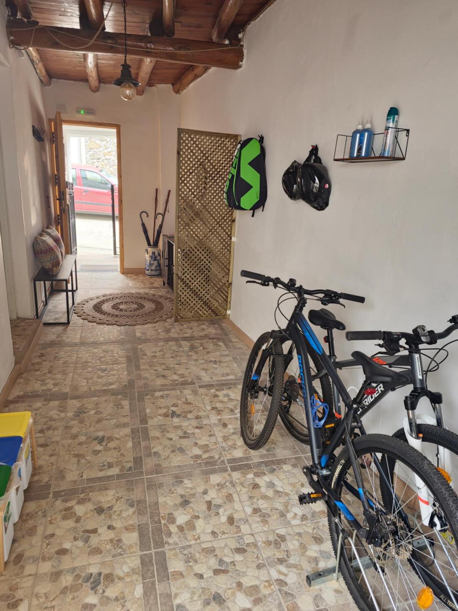 Apartamentos Rurales Tinguaton Aldeanueva de Barbarroya Екстериор снимка